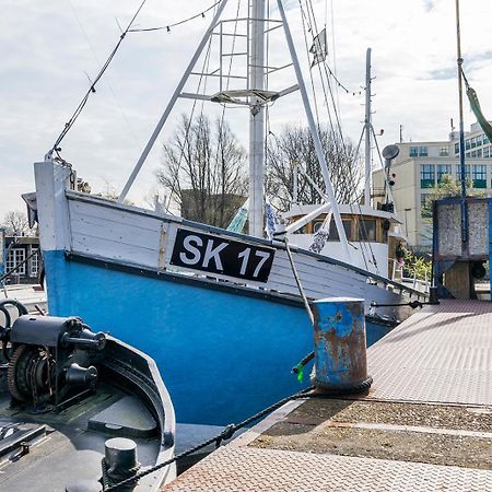 Asile Flottant Hotell Amsterdam Eksteriør bilde