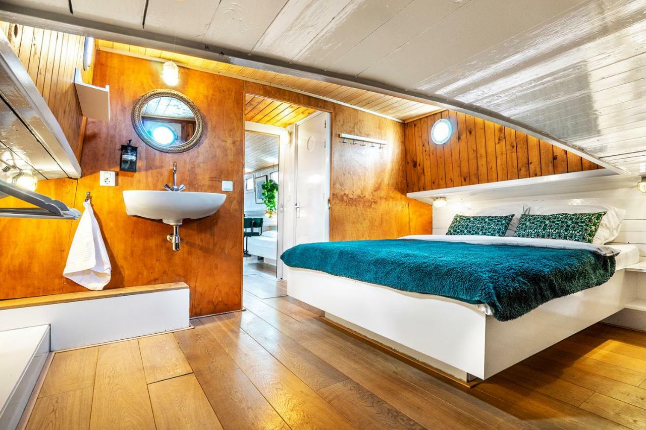 Asile Flottant Hotell Amsterdam Eksteriør bilde